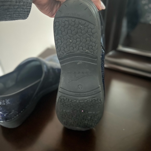 Dansko  clogs - Picture 3 of 3